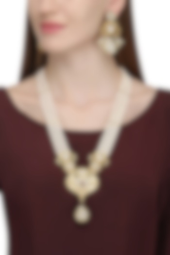 Gold Plated Kundan Pearl Necklace Set by Auraa Trends