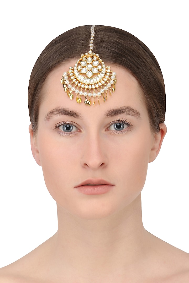 Gold Finish Kundan Maang Tikka by Auraa Trends