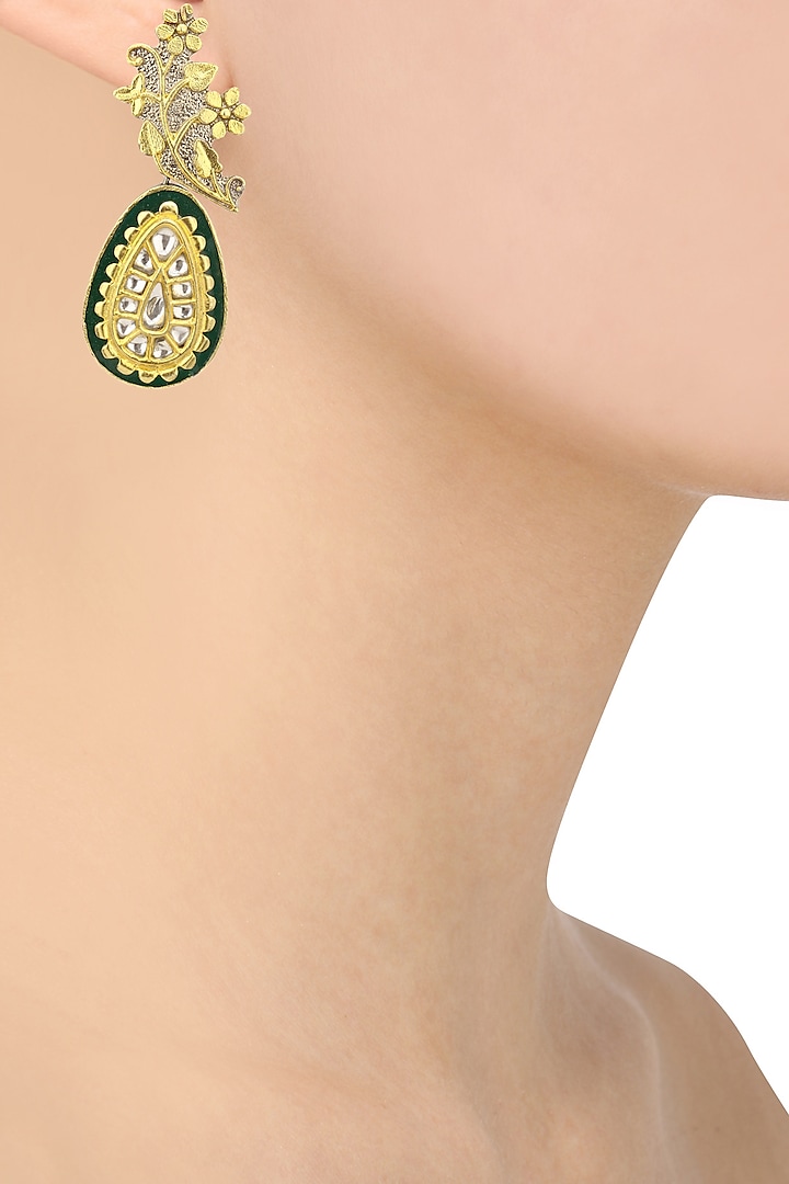 Gold Finish Kundan and Black Enamelled Earrings by Auraa Trends