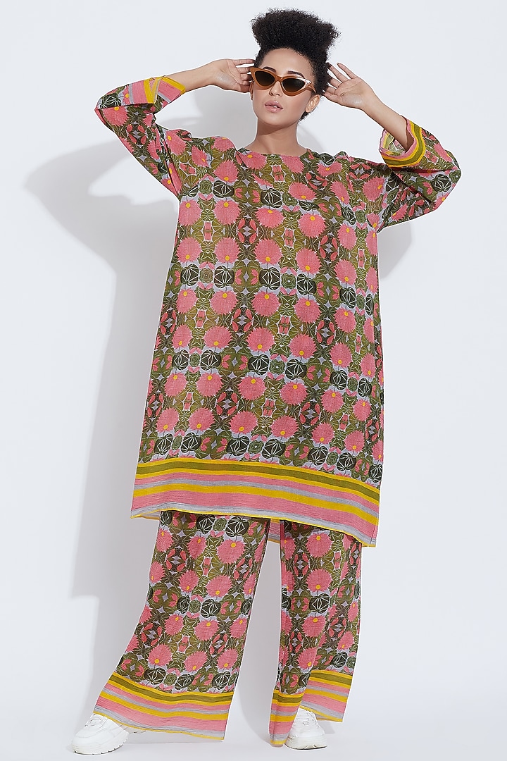Green Silk Printed Top by Aartivijay Gupta at Pernia's Pop Up Shop