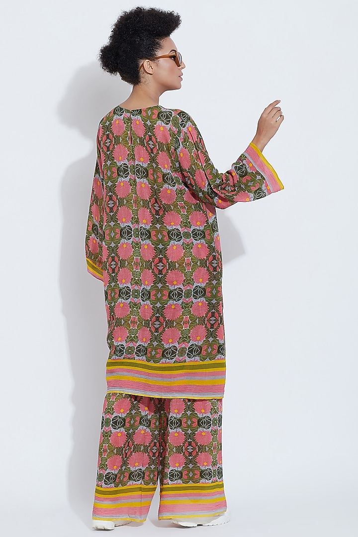 Green Silk Printed Top by Aartivijay Gupta at Pernia's Pop Up Shop