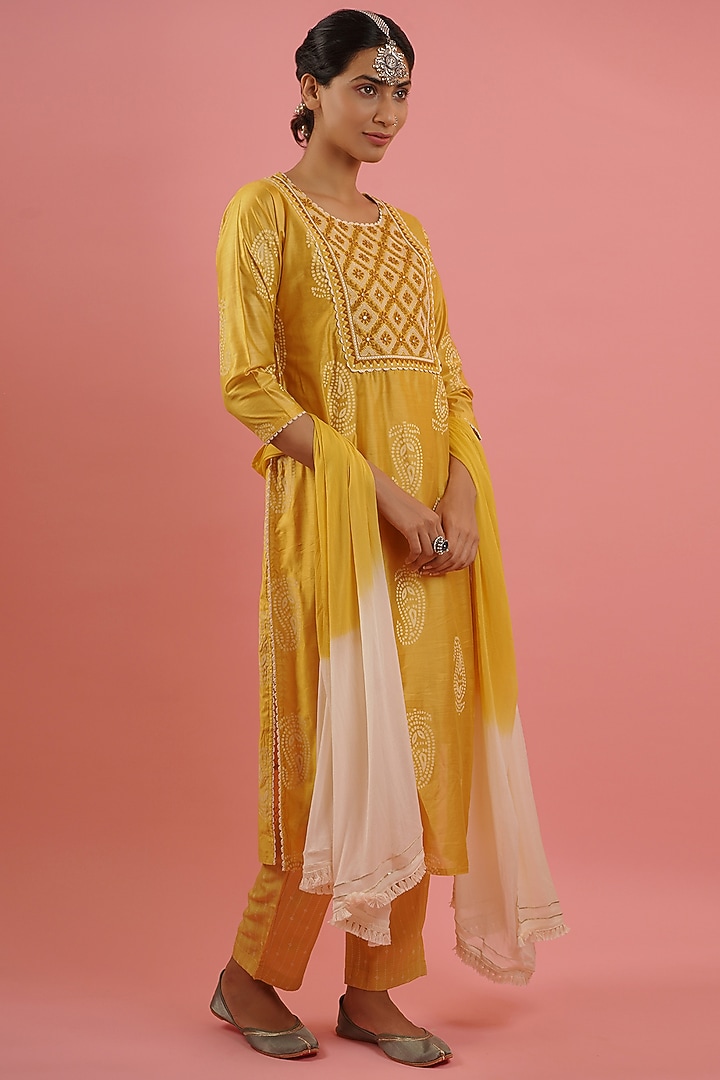 Yellow Silk Blend Printed & Embroidered Kurta Set by AVAHA at Pernia's Pop Up Shop