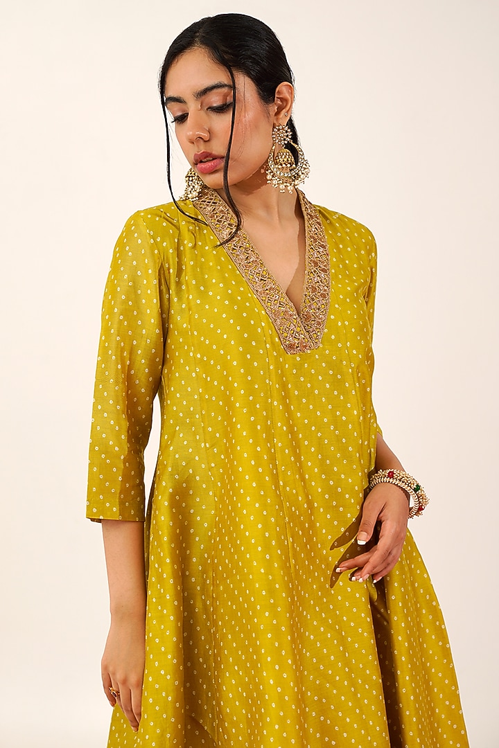 Automic Yellow Pure Chanderi Kurta Set by AVAHA at Pernia's Pop Up Shop