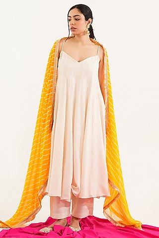 Off-White Dola Silk Kalidar Anarkali Set by AVAHA
