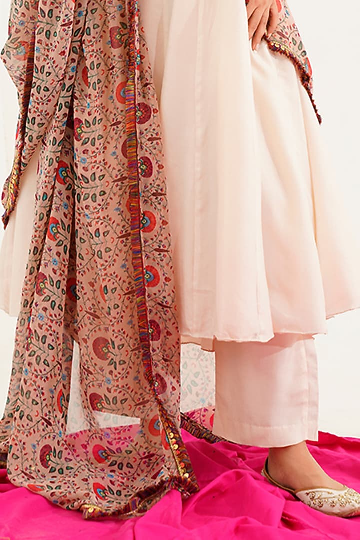 Off-White Dola Silk Kalidar Anarkali Set by AVAHA at Pernia's Pop Up Shop