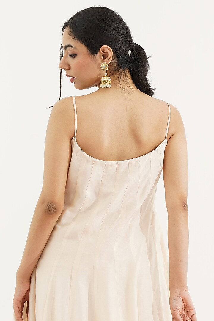 Off-White Dola Silk Kalidar Anarkali Set by AVAHA at Pernia's Pop Up Shop