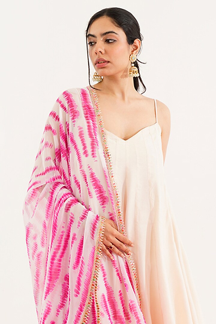 Off-White Dola Silk Kalidar Anarkali Set by AVAHA at Pernia's Pop Up Shop