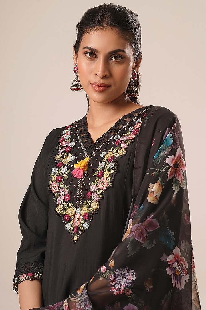 Black Pure Viscose Silk Thread Work A-Line Kurta Set by AVAHA at Pernia's Pop Up Shop