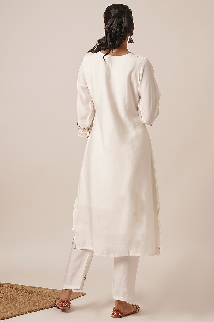 White Pure Viscose Silk Thread Work A-Line Kurta Set by AVAHA at Pernia's Pop Up Shop