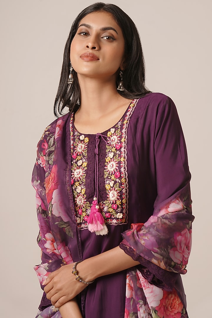 Purple Pure Viscose Silk Thread Work A-Line Kurta Set by AVAHA at Pernia's Pop Up Shop
