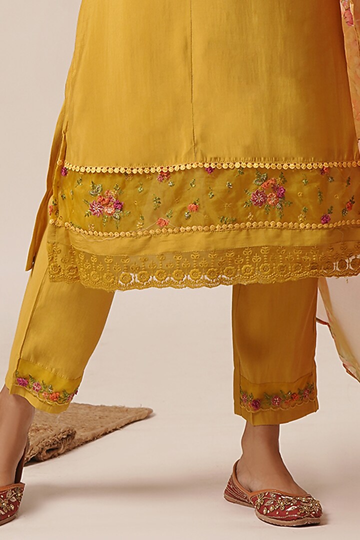 Yellow Pure Viscose Silk Thread Work A-Line Kurta Set by AVAHA at Pernia's Pop Up Shop