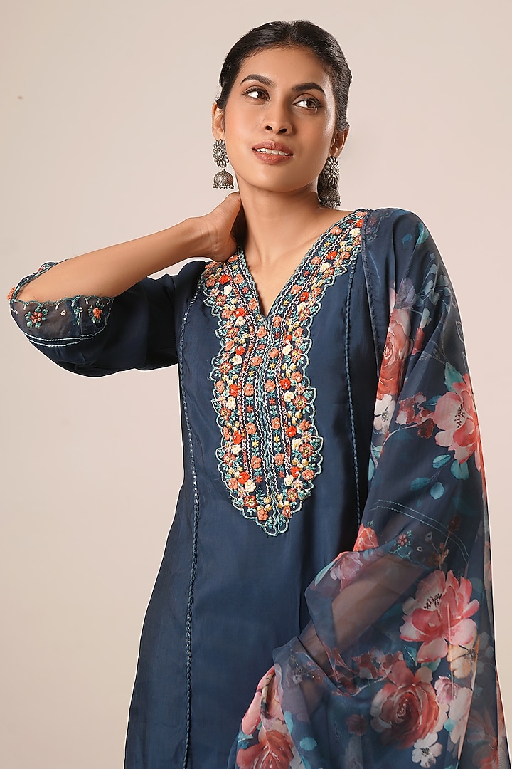 Blue Pure Viscose Silk Thread Work A-Line Kurta Set by AVAHA at Pernia's Pop Up Shop