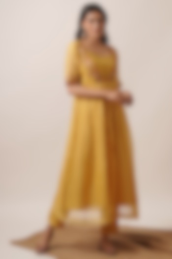 Yellow Viscose Silk Thread Embroidered Jacket Kurta Set by AVAHA