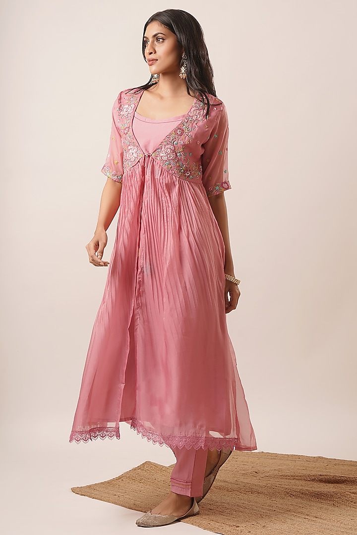Pink Viscose Silk Thread Embroidered Jacket Kurta Set by AVAHA