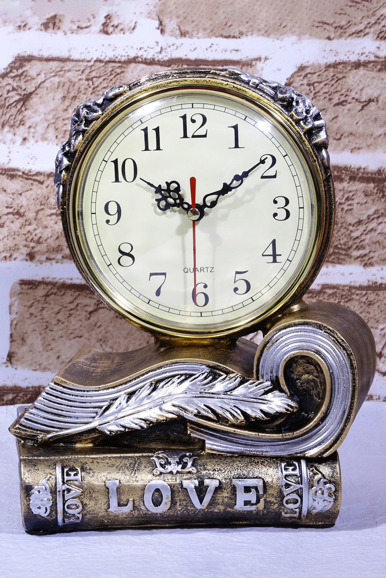 Resin shops vintage clock