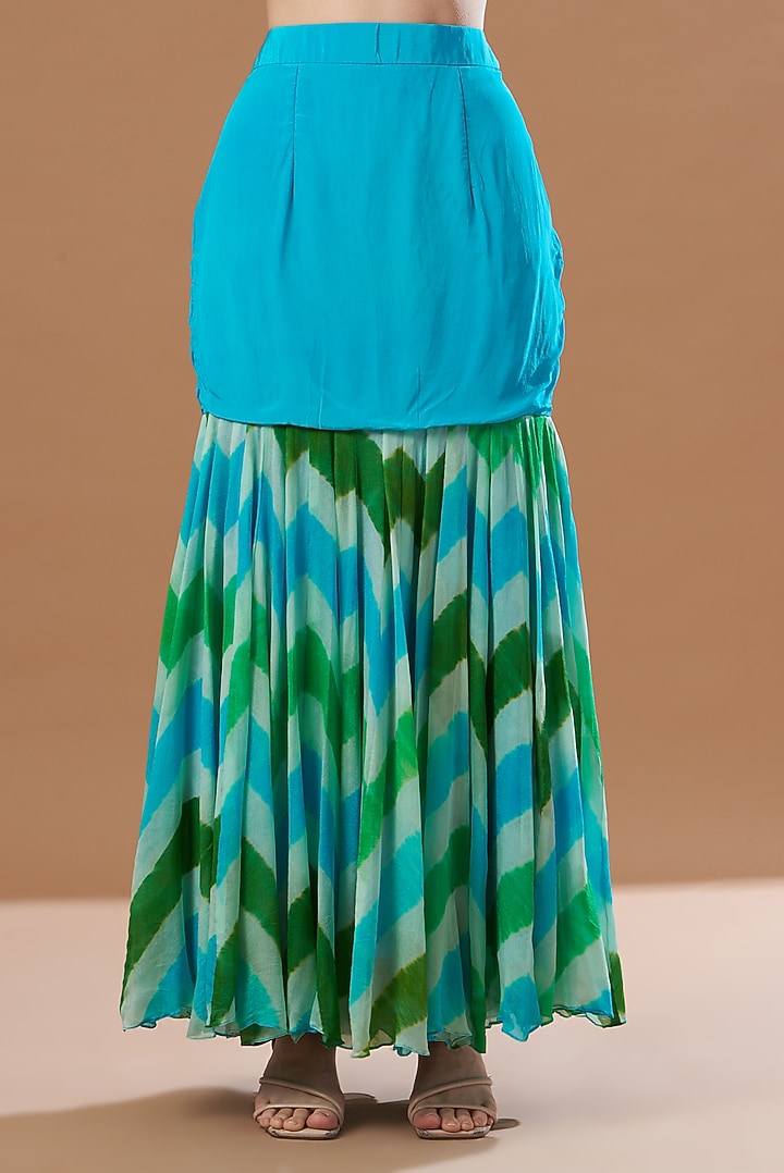 Blue Embroidered Cape Set by Anvita Jain Label at Pernia's Pop Up Shop