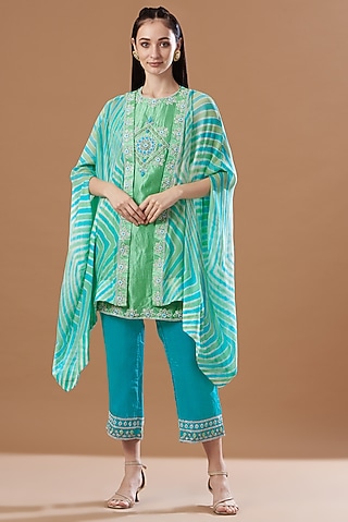 Turquoise Leheriya Printed Cape Set by Anvita Jain Label