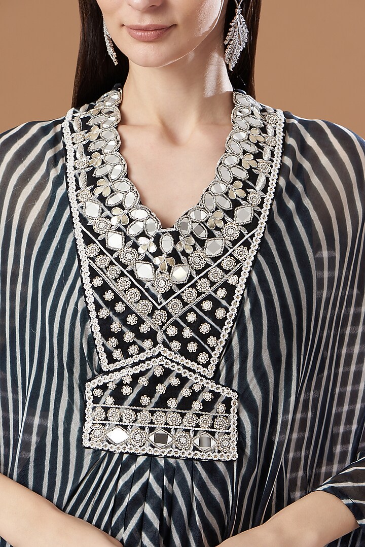 Black Leheriya Printed Kaftan by Anvita Jain Label at Pernia's Pop Up Shop