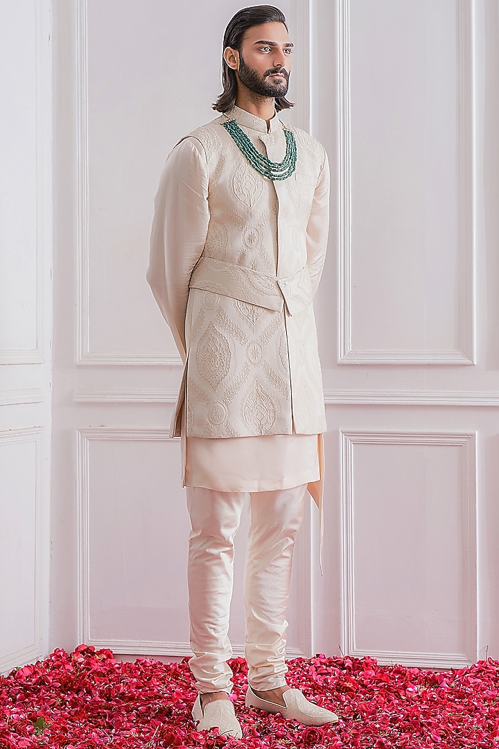 Champagne Jacquard Nehru Jacket by Ankit V Kapoor at Pernia's Pop Up Shop