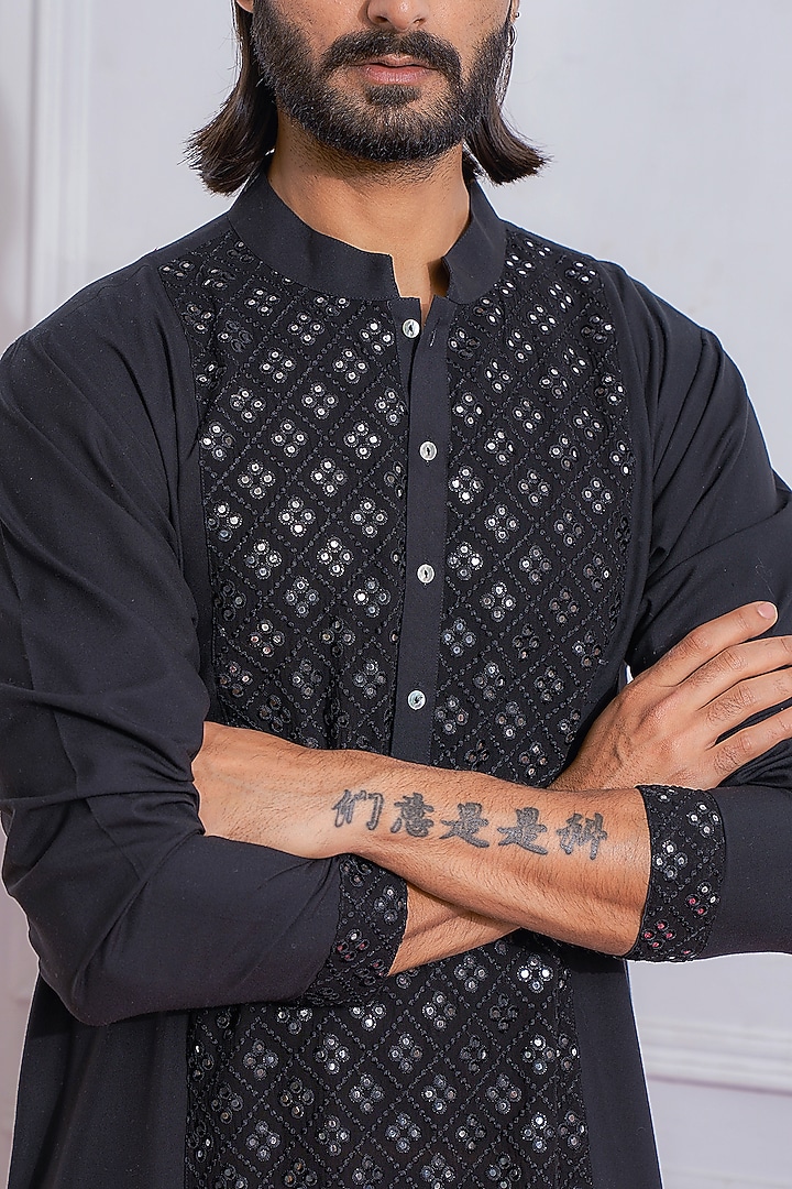 Black Embroidered Kurta Set by Ankit V Kapoor at Pernia's Pop Up Shop