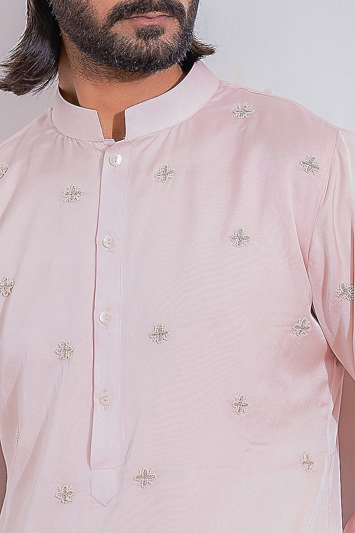 Powder Pink Hand Embroidered Kurta Set by Ankit V Kapoor at Pernia's Pop Up Shop