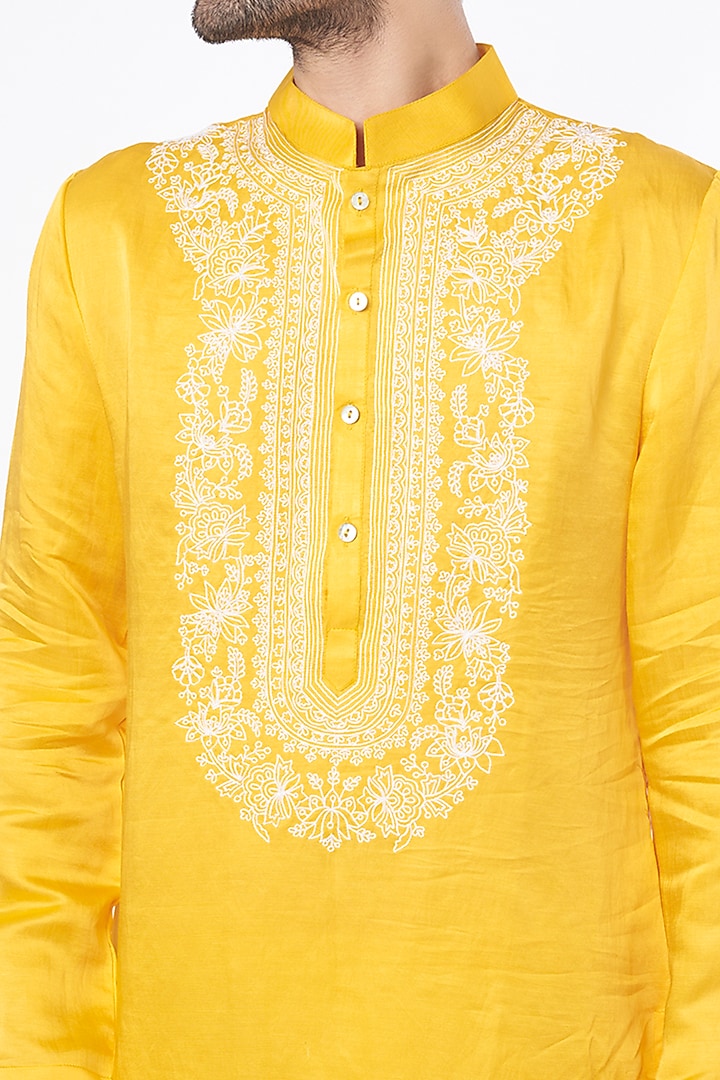 Mustard Hand Embroidered Kurta Set by Ankit V Kapoor at Pernia's Pop Up Shop
