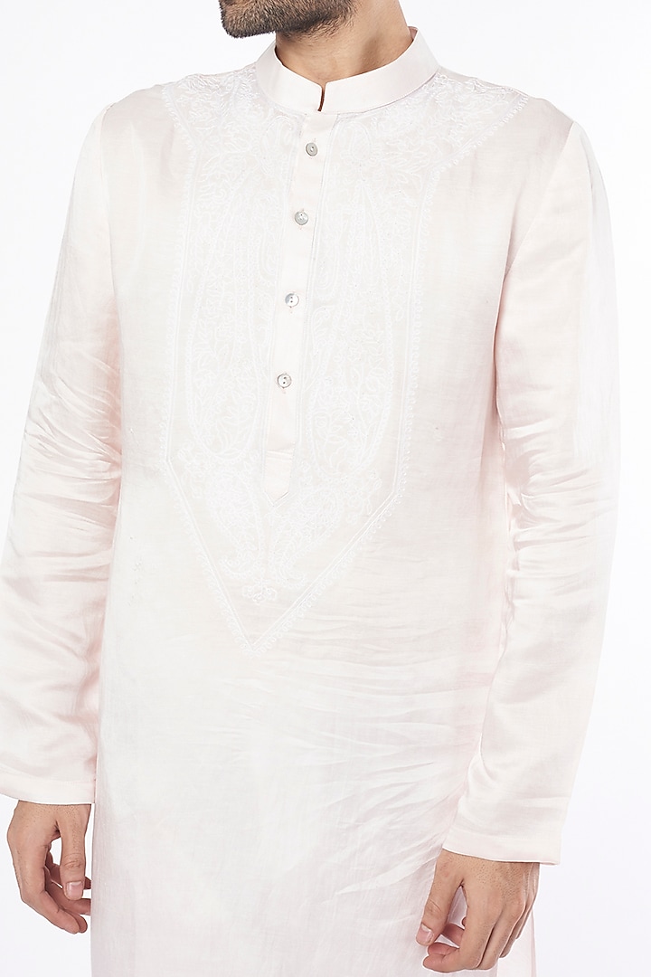 Soft Pink Embroidered Kurta Set by Ankit V Kapoor at Pernia's Pop Up Shop