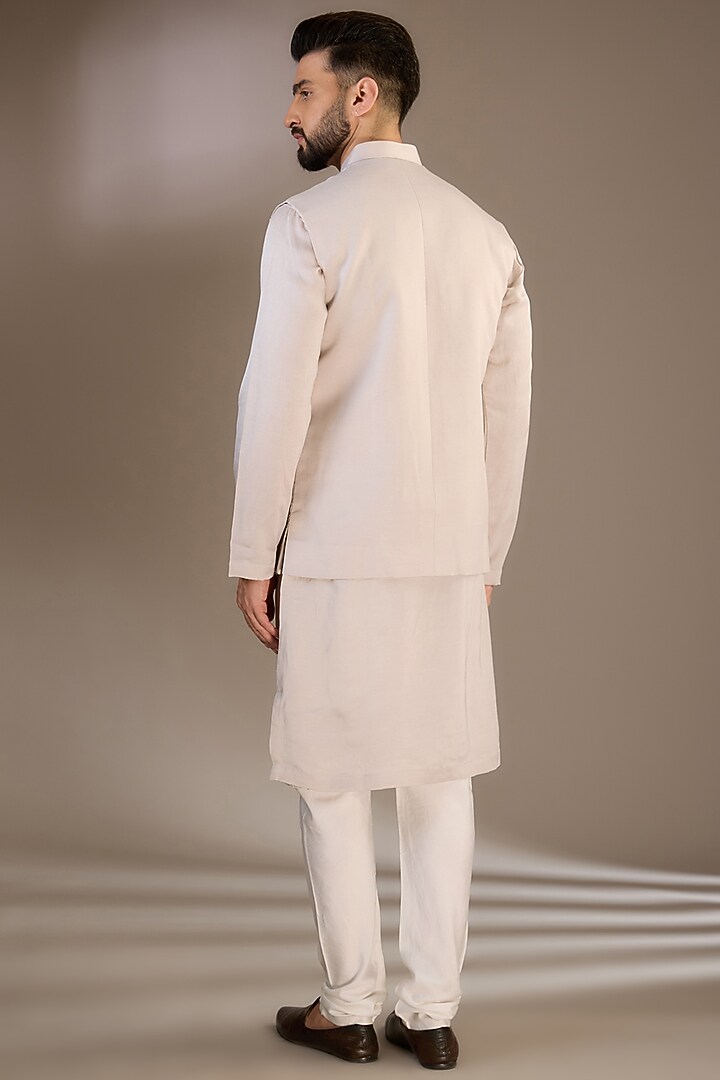 Silver Raw Silk Sequins & Thread Embroidered Bundi Jacket Set by Ankit V Kapoor at Pernia's Pop Up Shop