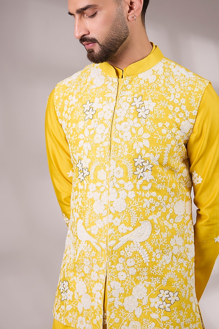 Yellow Raw Silk & Bemberg Linen Silk Bundi Jacket Set by Ankit V Kapoor at Pernia's Pop Up Shop