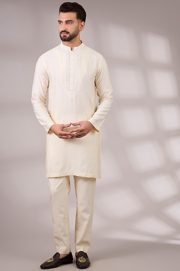 Ivory Raw Silk & Bemberg Linen Silk Bundi Jacket Set by Ankit V Kapoor at Pernia's Pop Up Shop