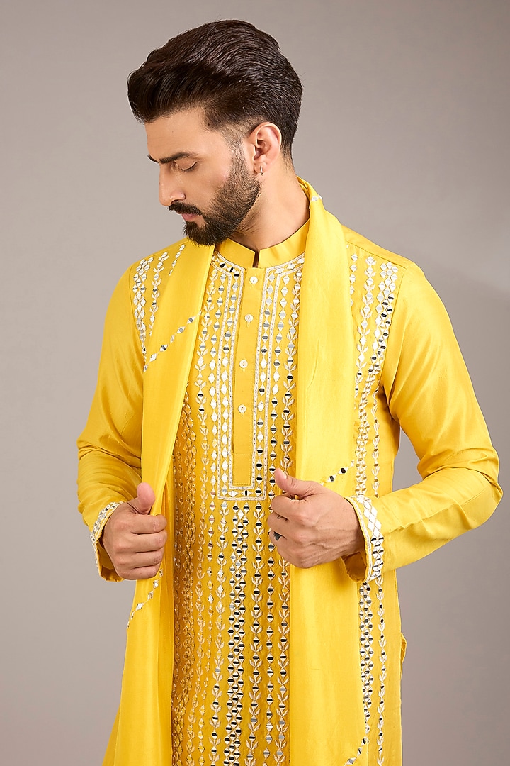 Yellow Raw Silk & Bemberg Linen Silk Kurta Set by Ankit V Kapoor at Pernia's Pop Up Shop