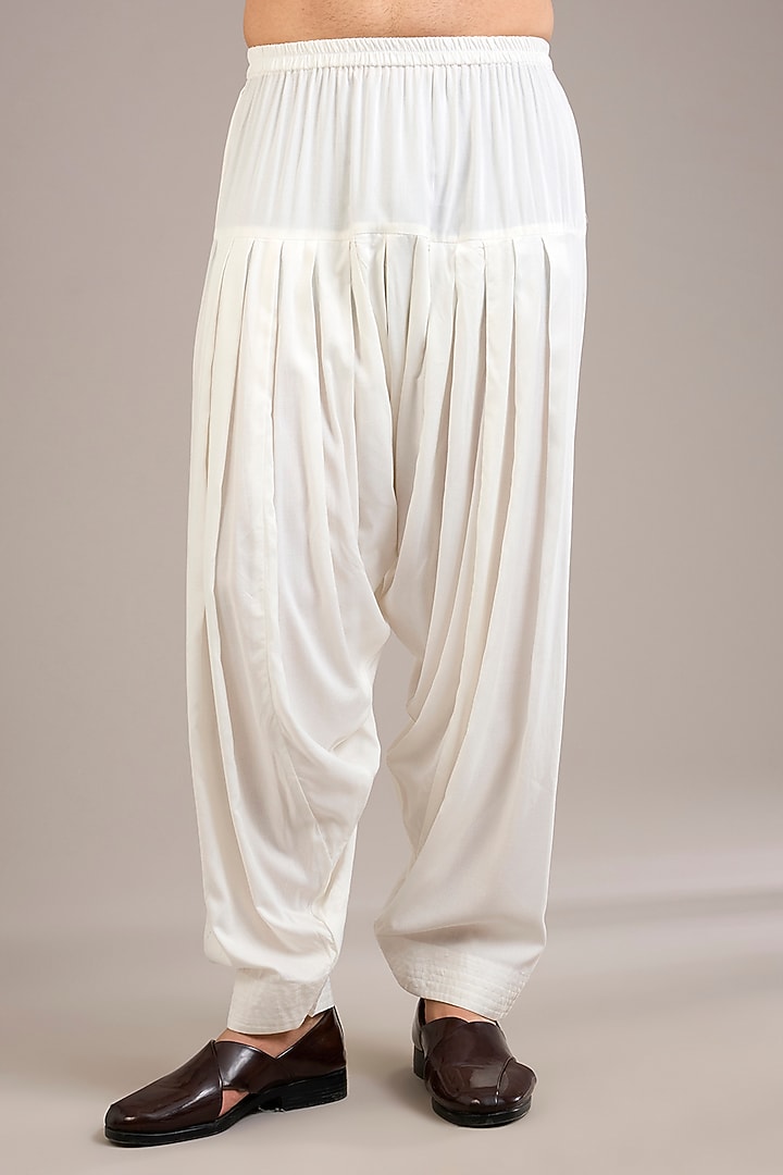 Dusty Rose Bemberg Cotton Silk Kurta Set by Ankit V Kapoor at Pernia's Pop Up Shop
