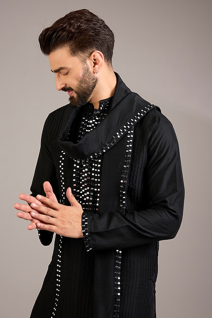 Black Raw Silk & Bemberg Linen Silk Kurta Set by Ankit V Kapoor at Pernia's Pop Up Shop