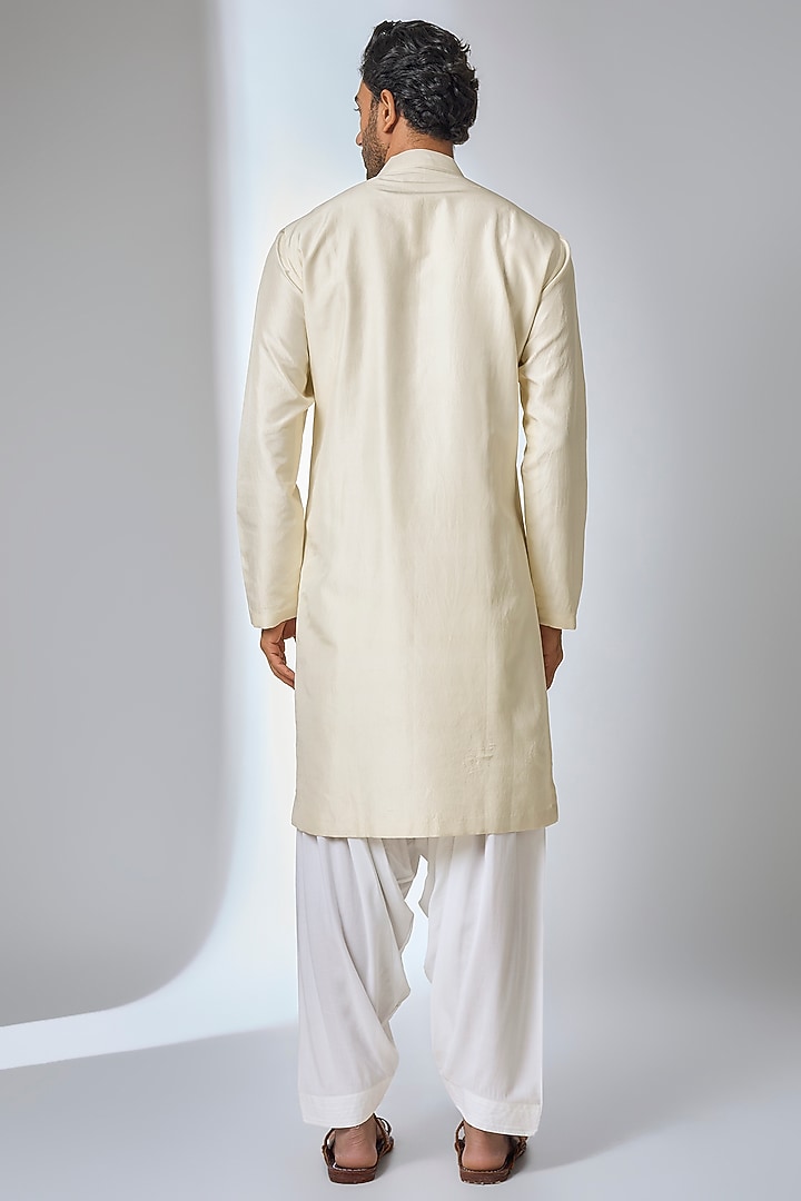 Ivory Bemberg Linen Silk Kurta Set by Ankit V Kapoor at Pernia's Pop Up Shop