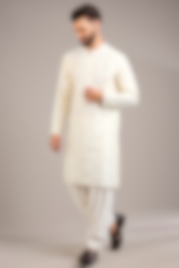 Champagne Bemberg Cotton Silk Kurta Set by Ankit V Kapoor at Pernia's Pop Up Shop