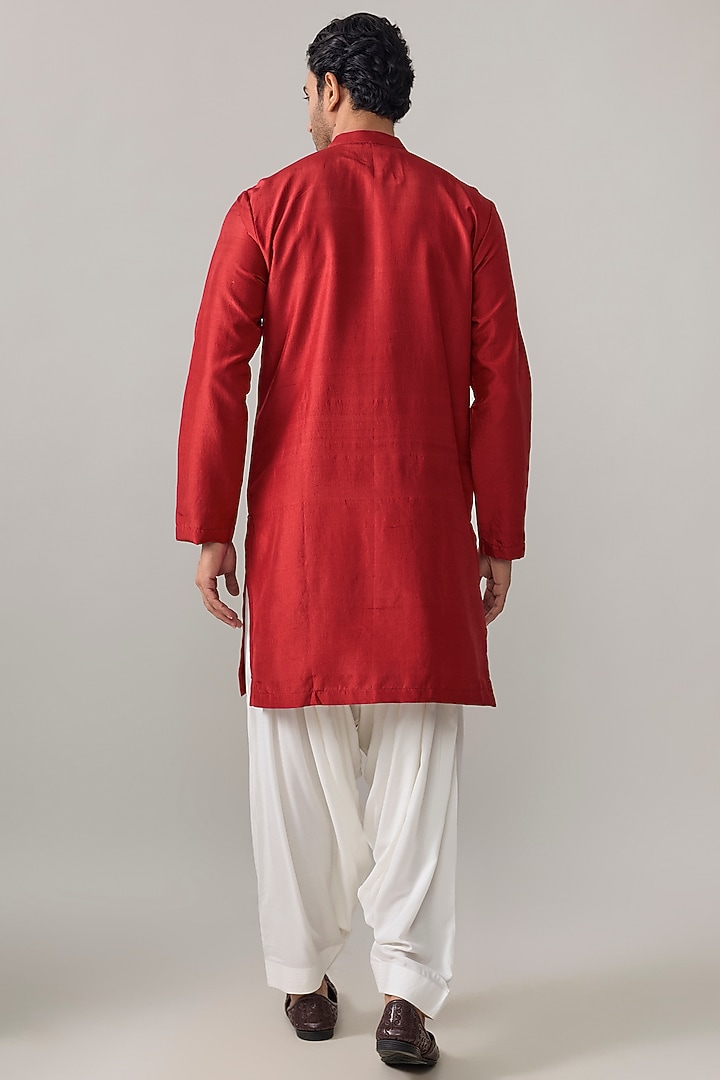 Red Bamberg Linen Silk Embroidered Kurta Set by Ankit V Kapoor at Pernia's Pop Up Shop