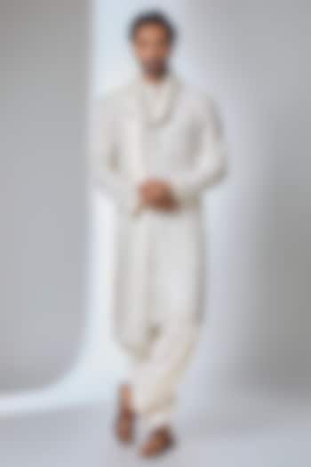 Ivory Bemberg Cotton Silk Kurta Set by Ankit V Kapoor at Pernia's Pop Up Shop