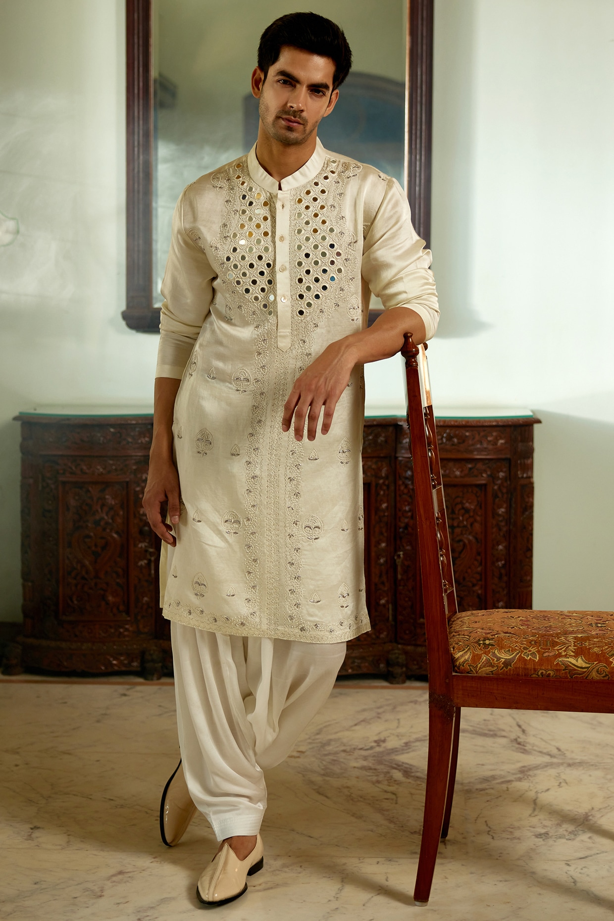 Pin by saikiran on men's wear | Wedding dresses men indian, Marriage dress  for men, Wedding dress men