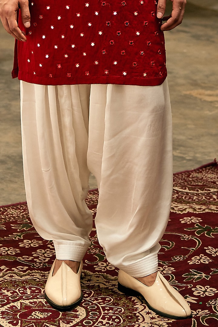 Sindoor Red Linen Cotton Silk Embroidered Kurta Set by Ankit V Kapoor at Pernia's Pop Up Shop