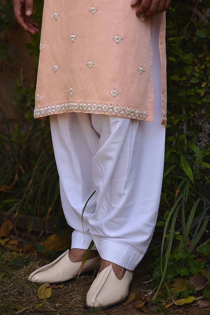Peach Viscose Cotton Silk hand Embroidered Kurta Set by Ankit V Kapoor at Pernia's Pop Up Shop