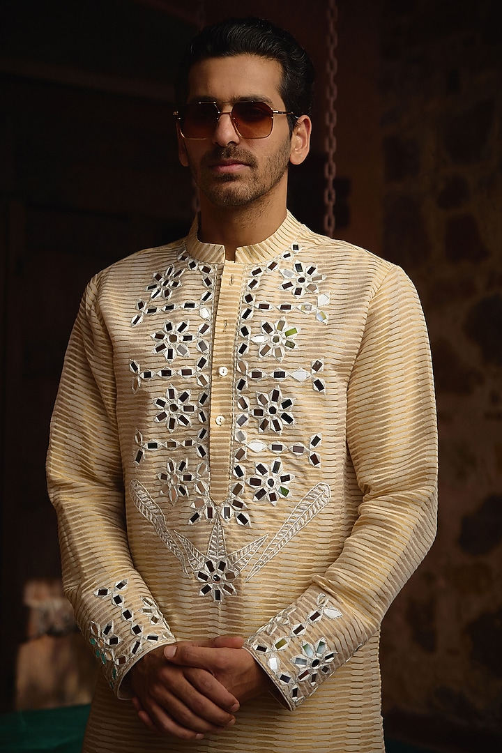 Off-White & Gold Silk Chanderi Hand Embroidered Kurta Set by Ankit V Kapoor at Pernia's Pop Up Shop