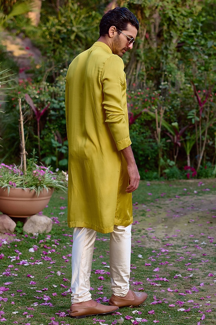Yellow Viscose Silk Linen Thread Embroidered Kurta Set by Ankit V Kapoor at Pernia's Pop Up Shop