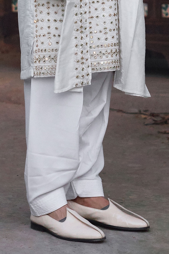 Ivory Viscose Cotton Silk & Georgette Thread Embroidered Kurta Set by Ankit V Kapoor at Pernia's Pop Up Shop