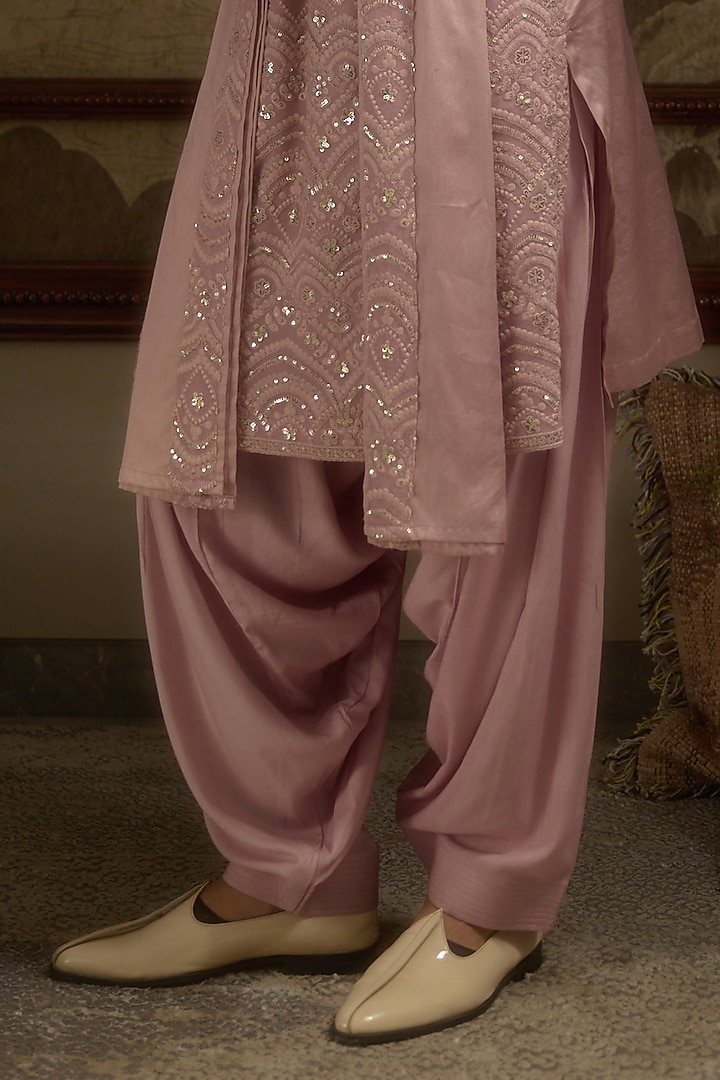 Carnation Pink Georgette Machine Embroidered Kurta Set by Ankit V Kapoor at Pernia's Pop Up Shop