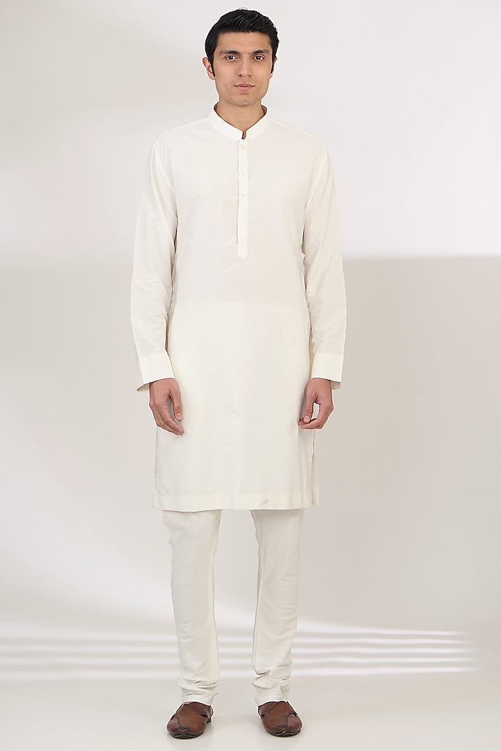 White Silk Blend Hand & Machine Embroidered Groom Sherwani Set by Ankit V Kapoor at Pernia's Pop Up Shop