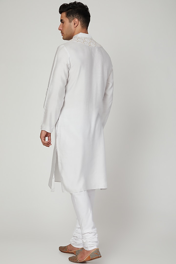 Grey Embroidered Kurta With Pants by Ankit V Kapoor at Pernia's Pop Up Shop