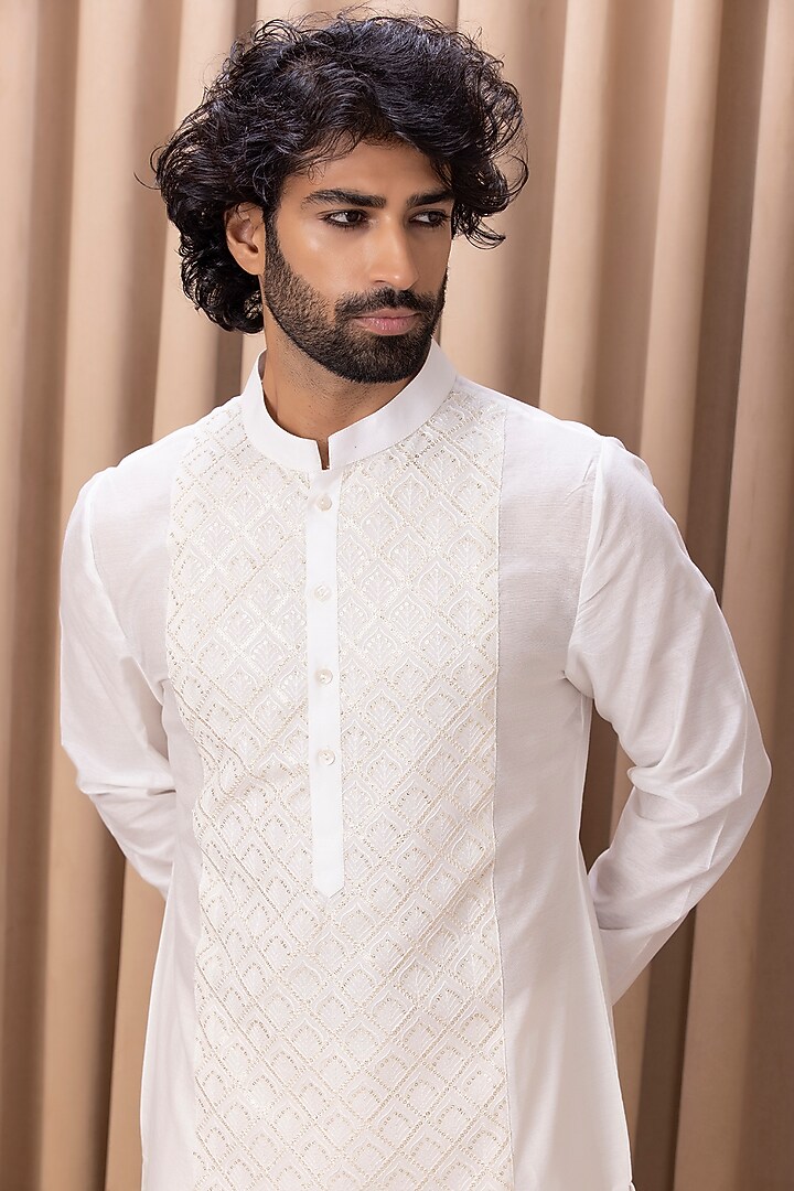 Ivory Georgette Machine Embroidered Kurta Set by Ankit V Kapoor at Pernia's Pop Up Shop