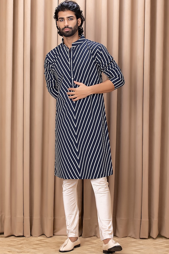 Navy Blue Printed Kurta Set by Ankit V Kapoor