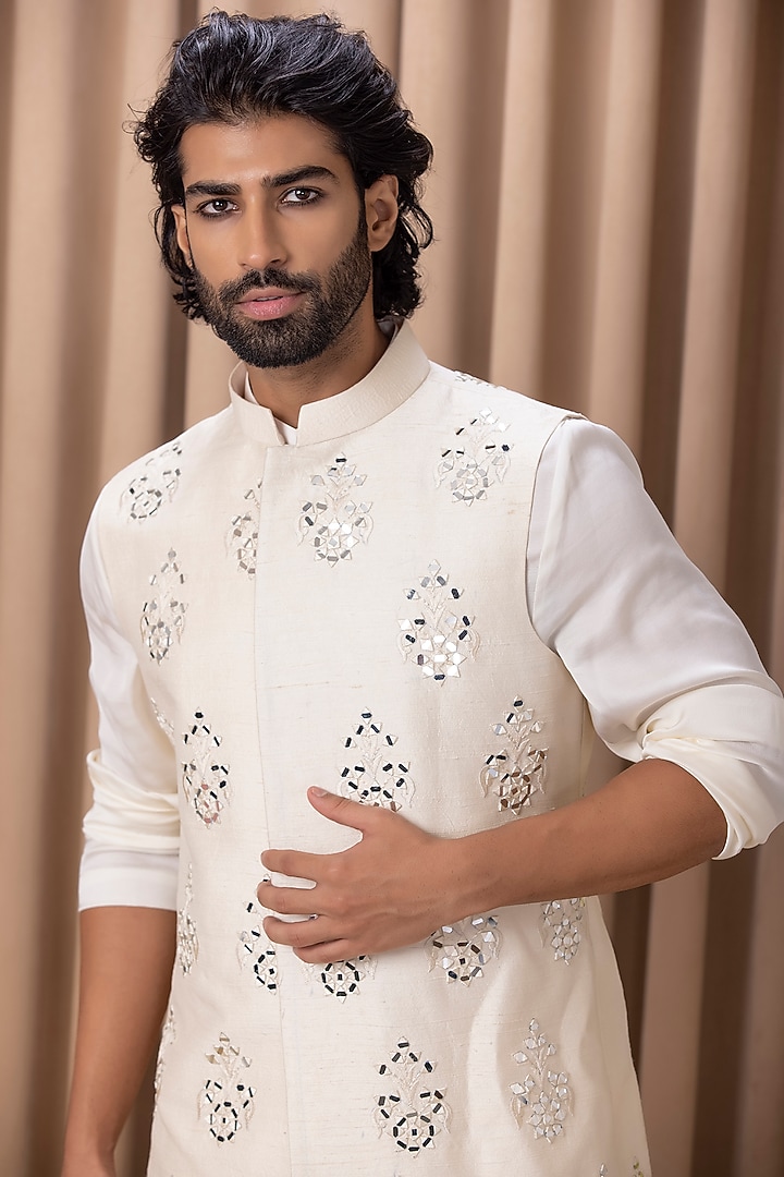 Cream Hand Embroidered Bundi Jacket With Kurta Set by Ankit V Kapoor at Pernia's Pop Up Shop