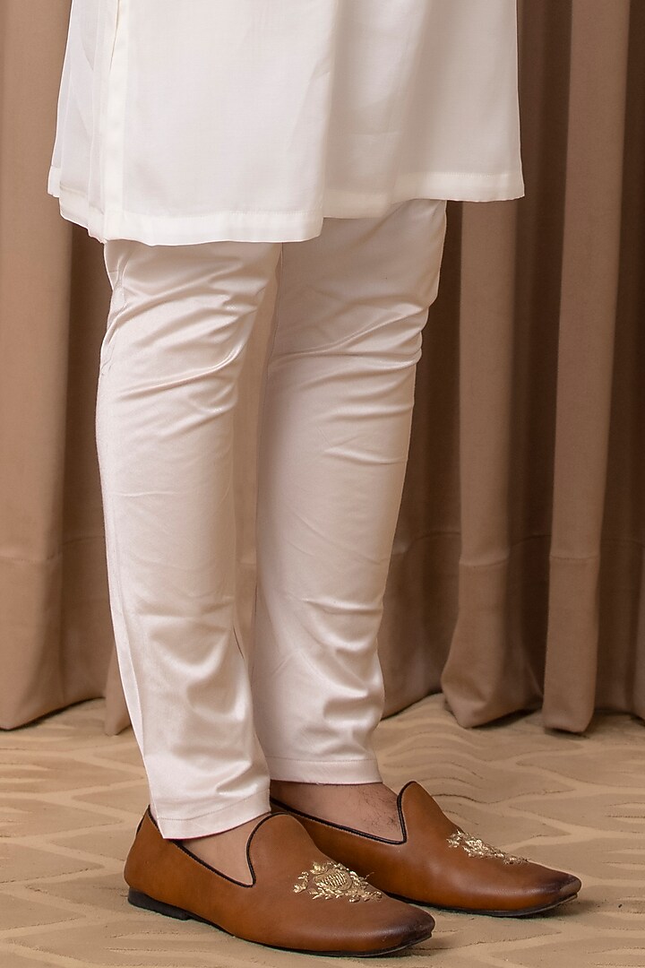 Cream Hand Embroidered Bundi Jacket With Kurta Set by Ankit V Kapoor at Pernia's Pop Up Shop